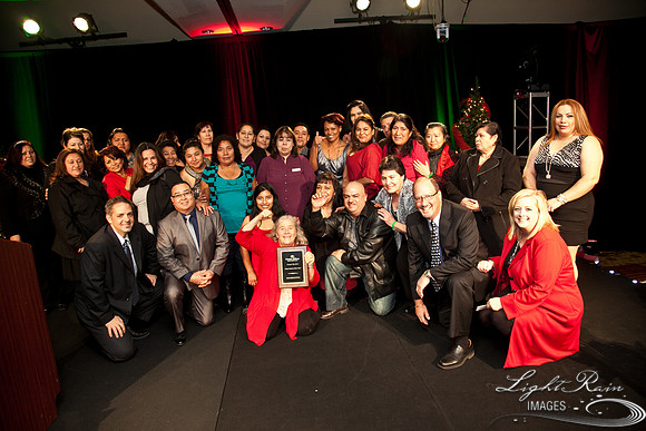 074_HolidayParty2013byLightRainImages