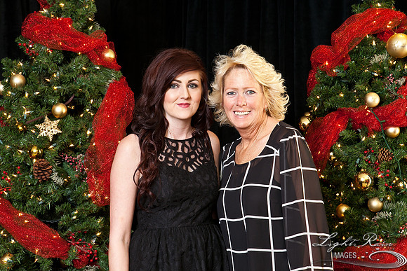 342_HolidayPhotoBooth2013byLightRainImages
