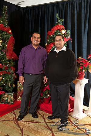672_HolidayPhotoBooth2013byLightRainImages