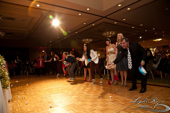 237_HolidayParty2013byLightRainImages