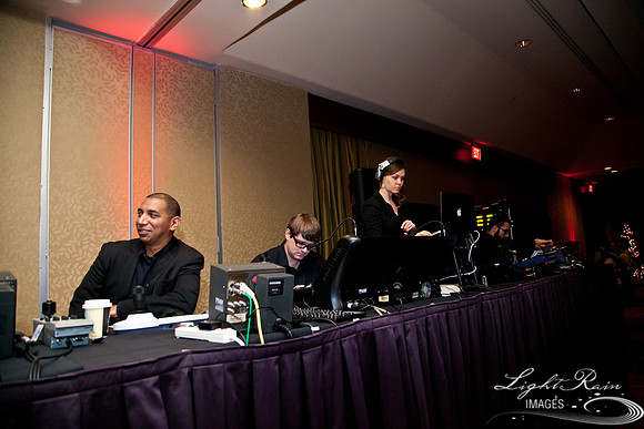 016_HolidayParty2013byLightRainImages