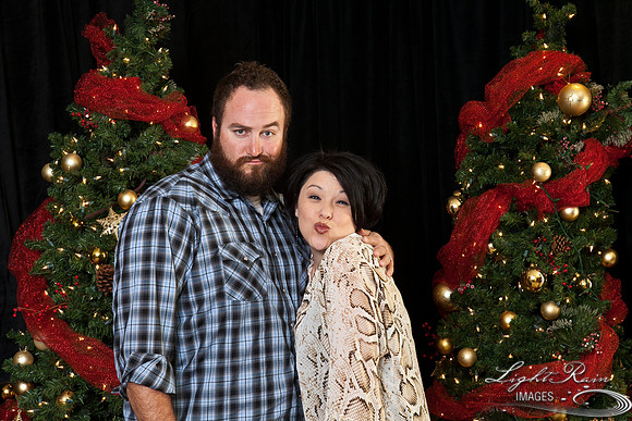 462_HolidayPhotoBooth2013byLightRainImages