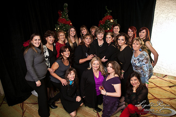 544_HolidayPhotoBooth2013byLightRainImages