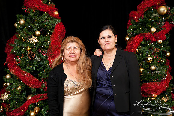 513_HolidayPhotoBooth2013byLightRainImages