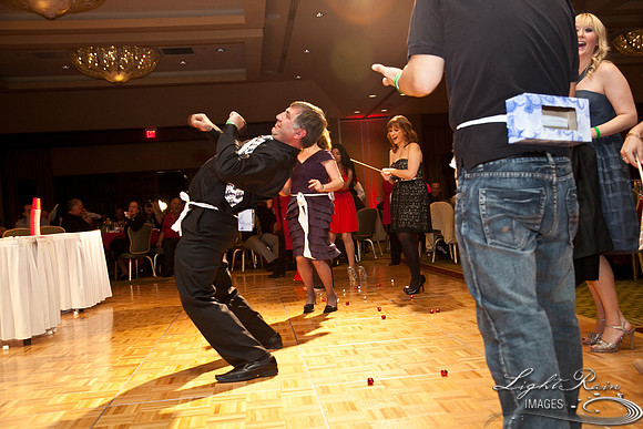 056_HolidayParty2013byLightRainImages