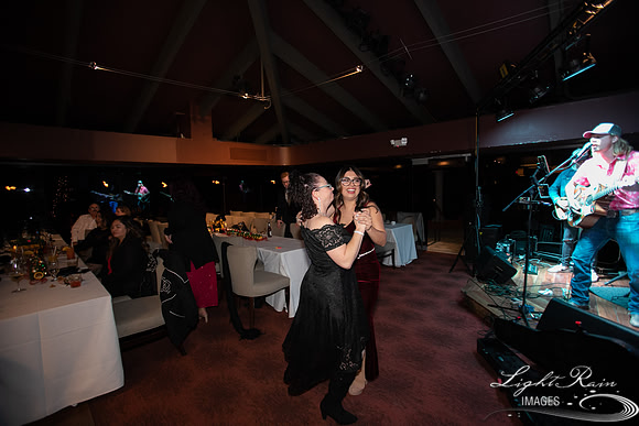 UGCxmas-4833
