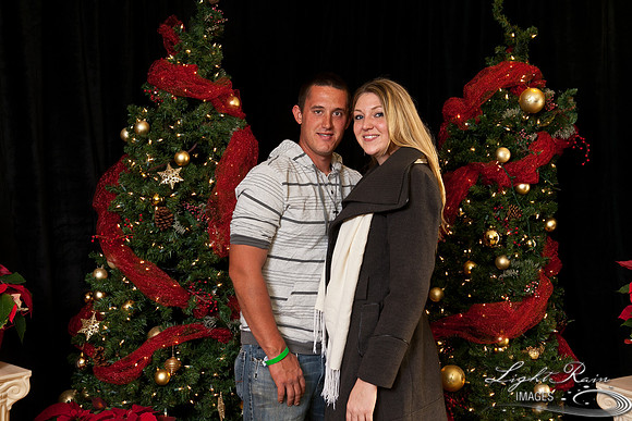 598_HolidayPhotoBooth2013byLightRainImages