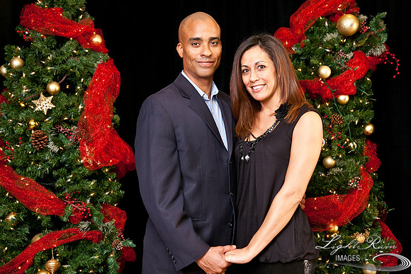 519_HolidayPhotoBooth2013byLightRainImages