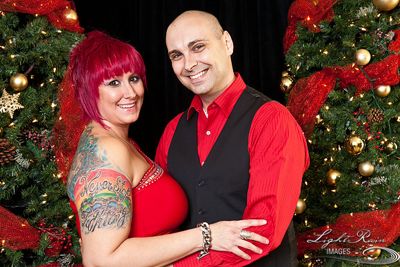 410_HolidayPhotoBooth2013byLightRainImages