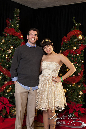 573_HolidayPhotoBooth2013byLightRainImages