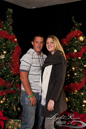 597_HolidayPhotoBooth2013byLightRainImages