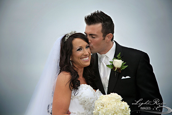bride and groom wedding photos