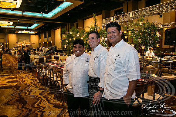 195-FlavorsPHX-LightRainImages05272016