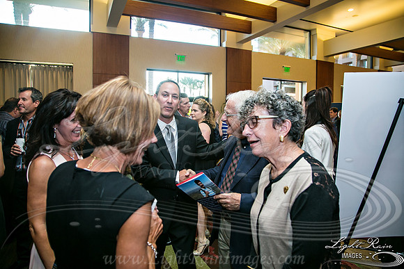 321-FlavorsPHX-LightRainImages05272016
