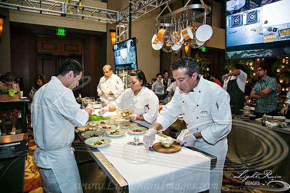 585-FlavorsPHX-LightRainImages05272016
