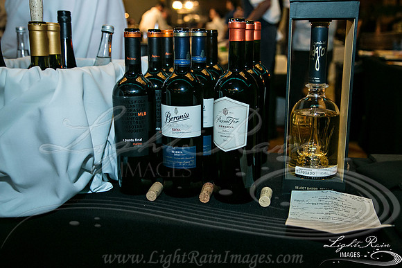595-FlavorsPHX-LightRainImages05272016