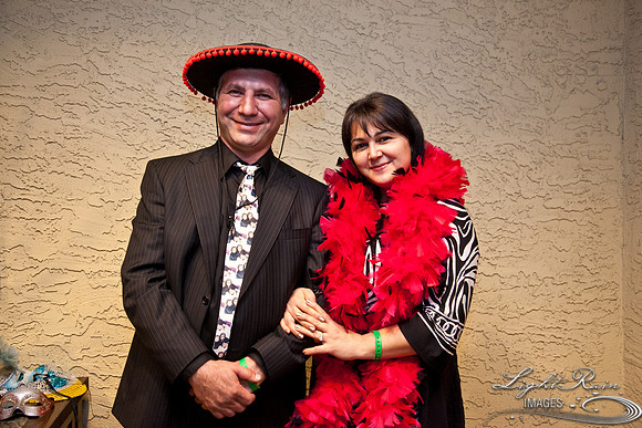 605_HolidayPhotoBooth2013byLightRainImages