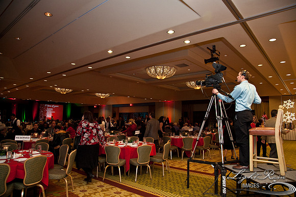 164_HolidayParty2013byLightRainImages