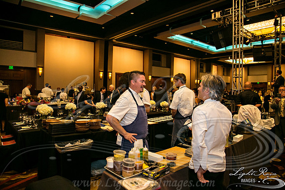 375-FlavorsPHX-LightRainImages05272016