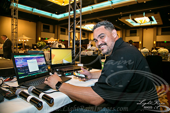 176-FlavorsPHX-LightRainImages05272016