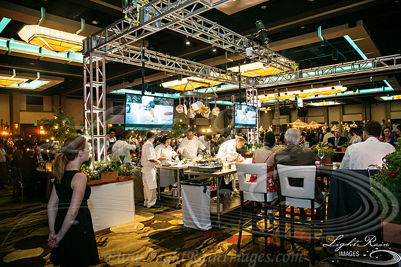 657-FlavorsPHX-LightRainImages05272016