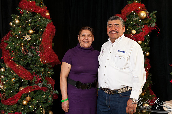 563_HolidayPhotoBooth2013byLightRainImages