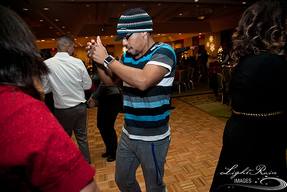 145_HolidayParty2013byLightRainImages