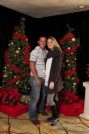 596_HolidayPhotoBooth2013byLightRainImages