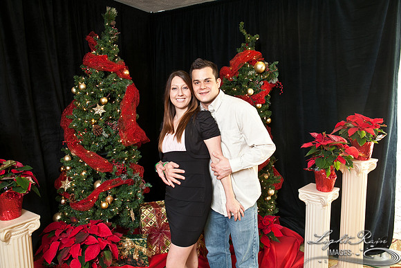 401_HolidayPhotoBooth2013byLightRainImages