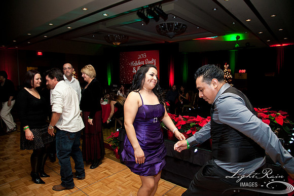139_HolidayParty2013byLightRainImages