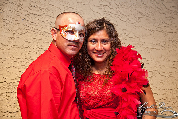 606_HolidayPhotoBooth2013byLightRainImages