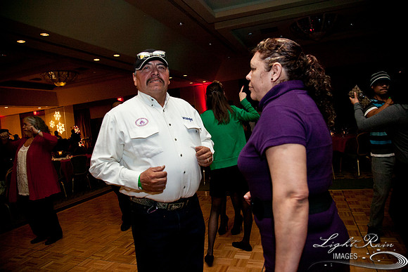124_HolidayParty2013byLightRainImages