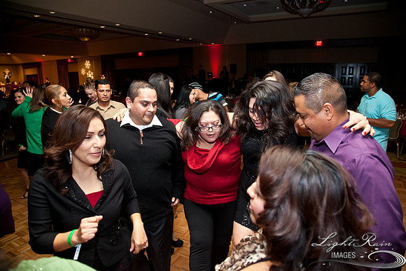 137_HolidayParty2013byLightRainImages