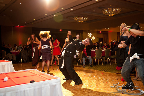 055_HolidayParty2013byLightRainImages
