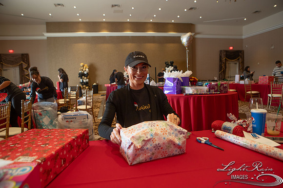 Gifts-8323