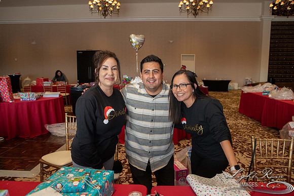 Gifts-8370
