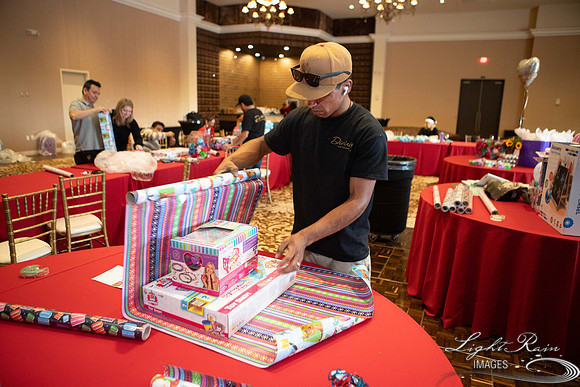 Gifts-8399