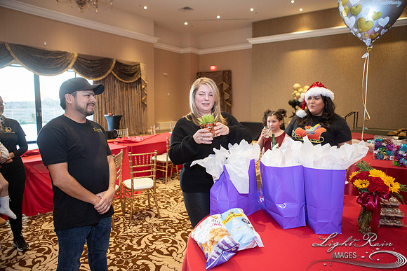 Gifts-8444