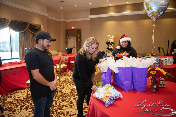 Gifts-8445