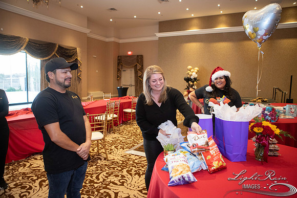 Gifts-8447