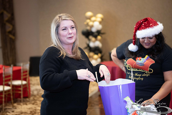 Gifts-8453