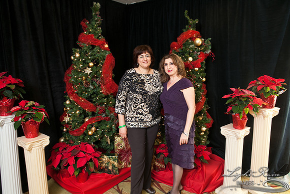 398_HolidayPhotoBooth2013byLightRainImages