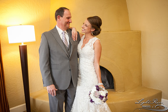 031_DifferentPointeofView_Wedding Photos