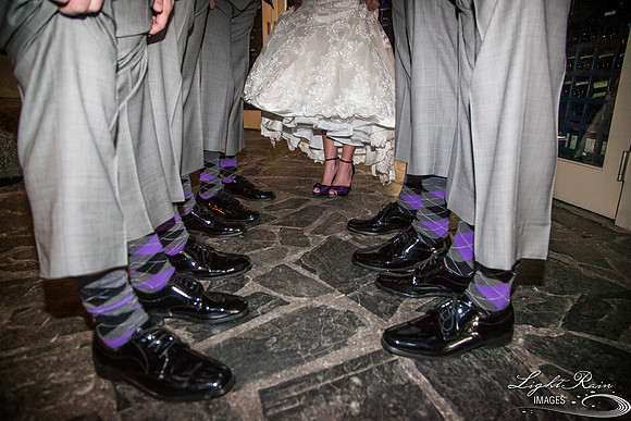 076_DifferentPointeofView_Wedding Photos