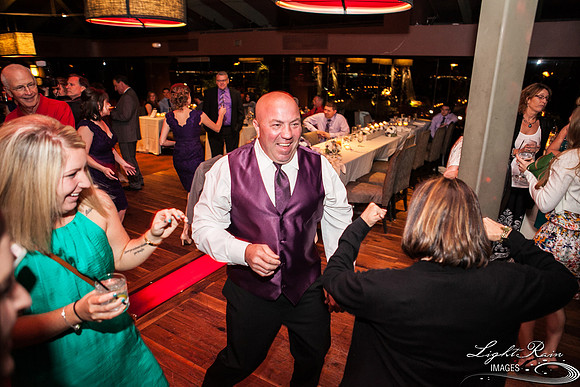 121_DifferentPointeofView_Wedding Photos