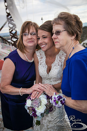 099_DifferentPointeofView_Wedding Photos