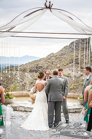 085_DifferentPointeofView_Wedding Photos