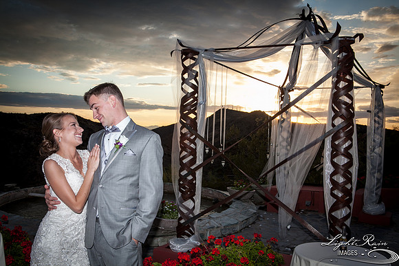 110_DifferentPointeofView_Wedding Photos