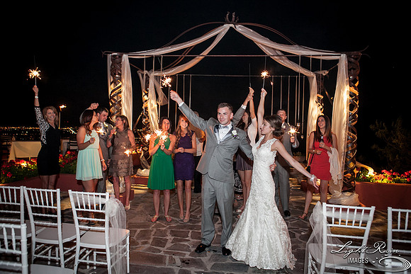 132_DifferentPointeofView_Wedding Photos