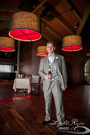 047_DifferentPointeofView_Wedding Photos